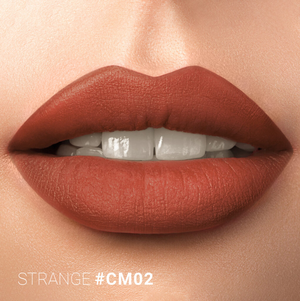 CM02-lip