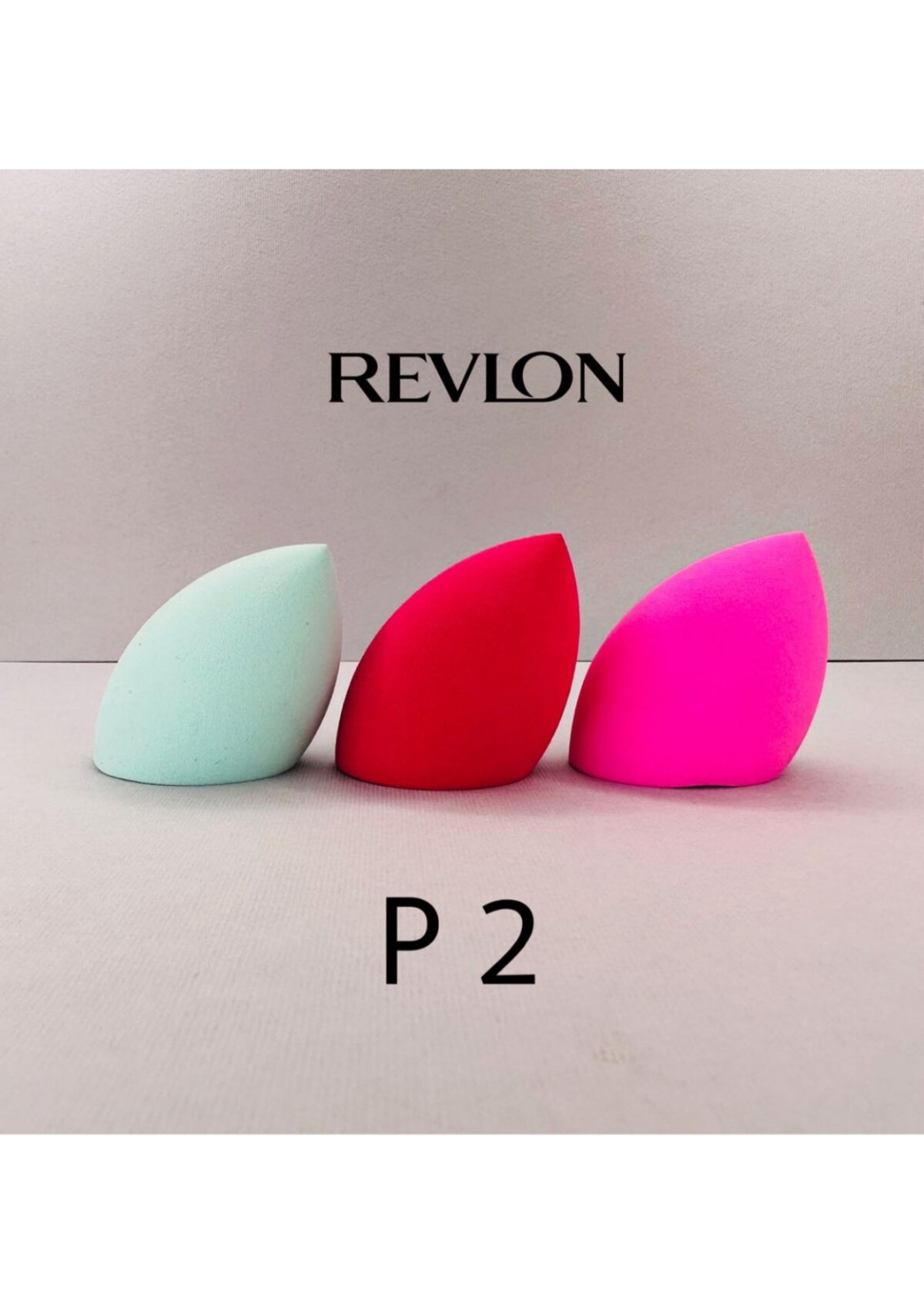 پد آرایشی مدل بیوتی REVLON P2