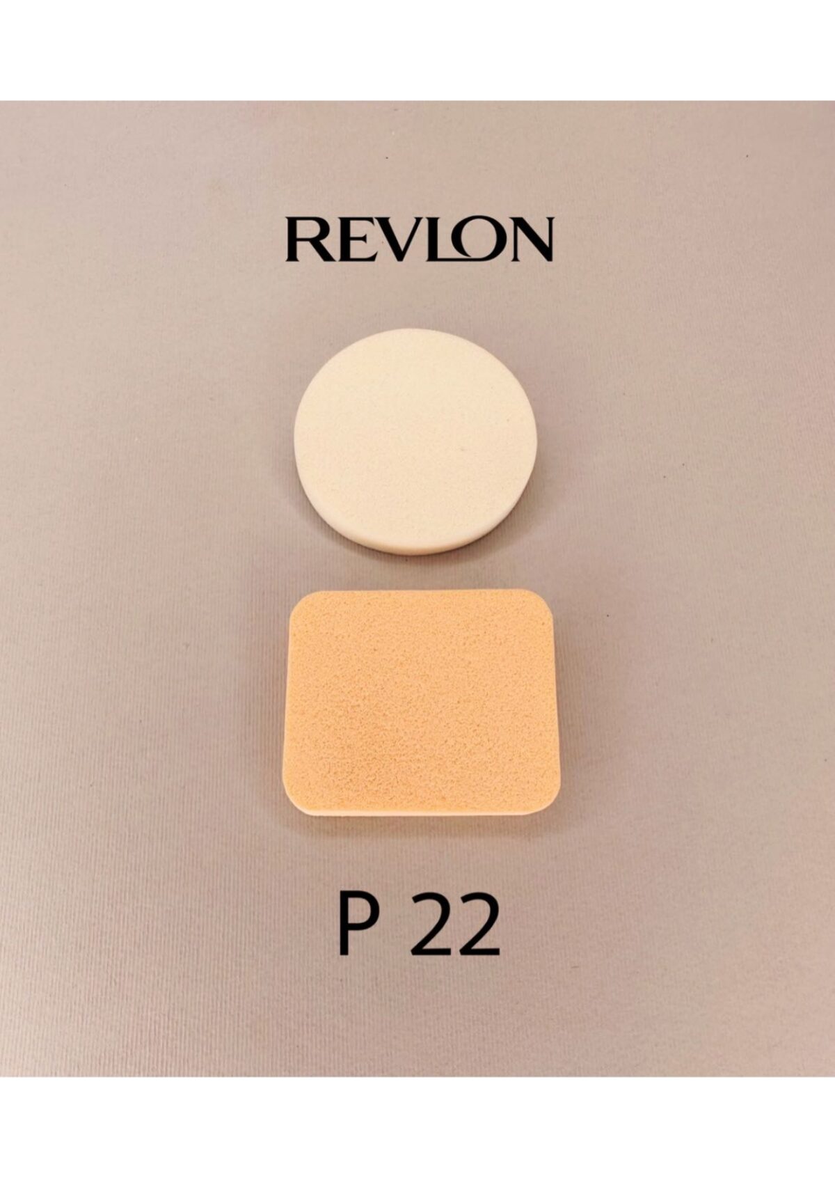 پد آرایشی مدل بیوتی REVLON P22